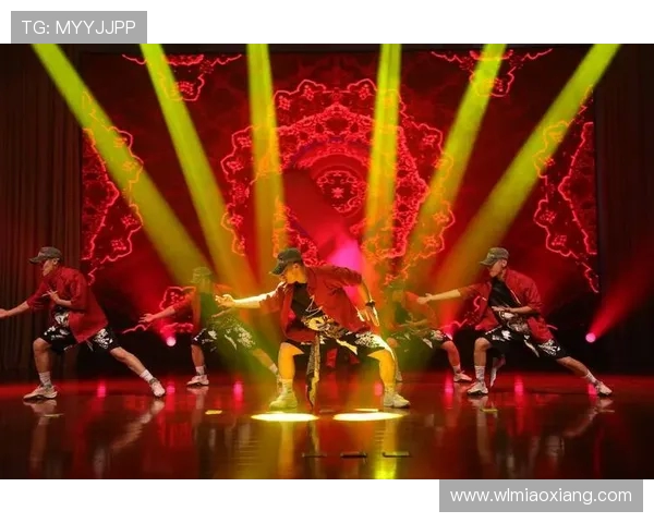 街舞文化探秘：成都街舞队如何运用防反技巧提升舞技与团队默契